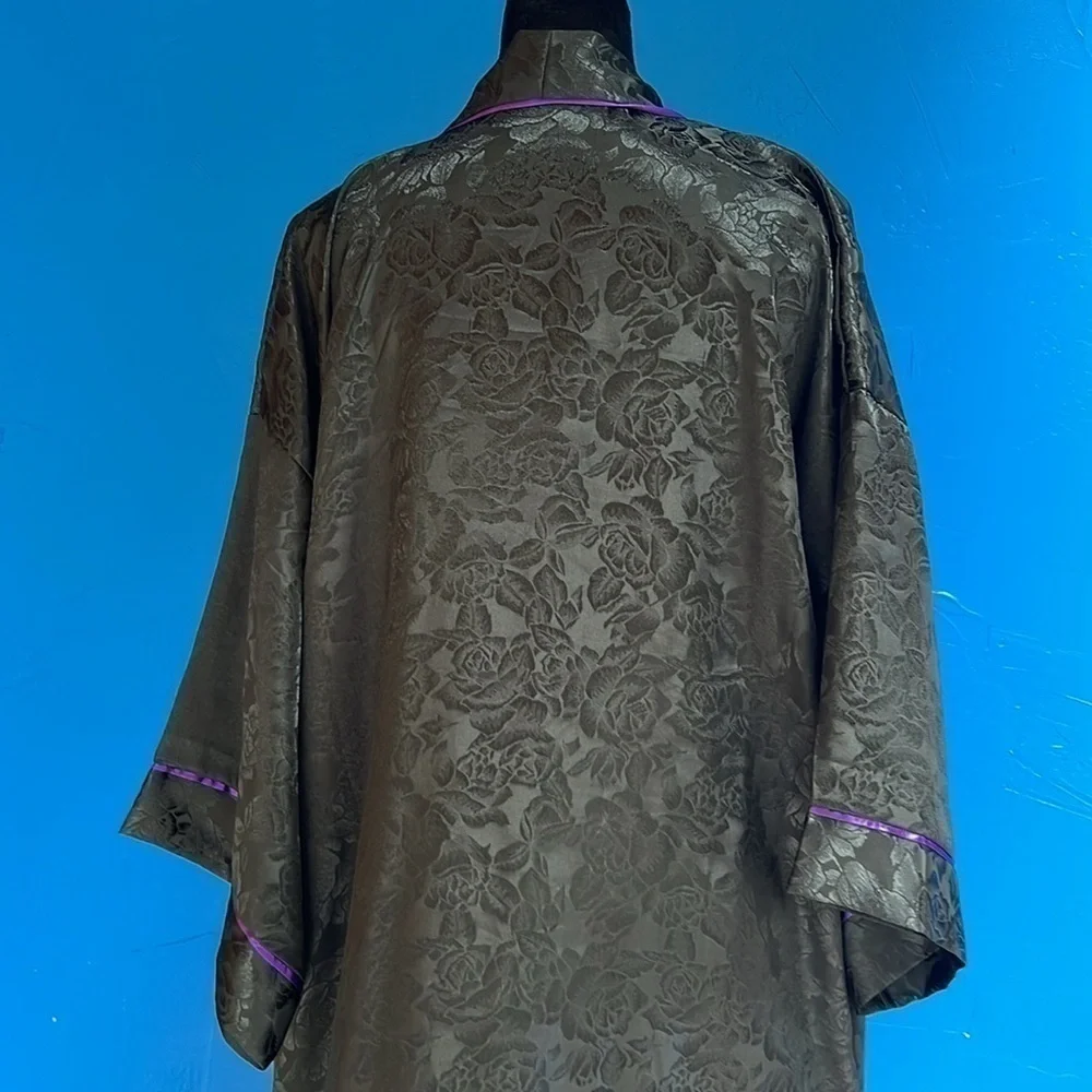 Victoria’s Secret robe Gold label black purple trim dark floral soprano mob wife